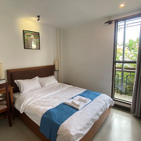 Hostel Fuji Пномпень Экстерьер фото