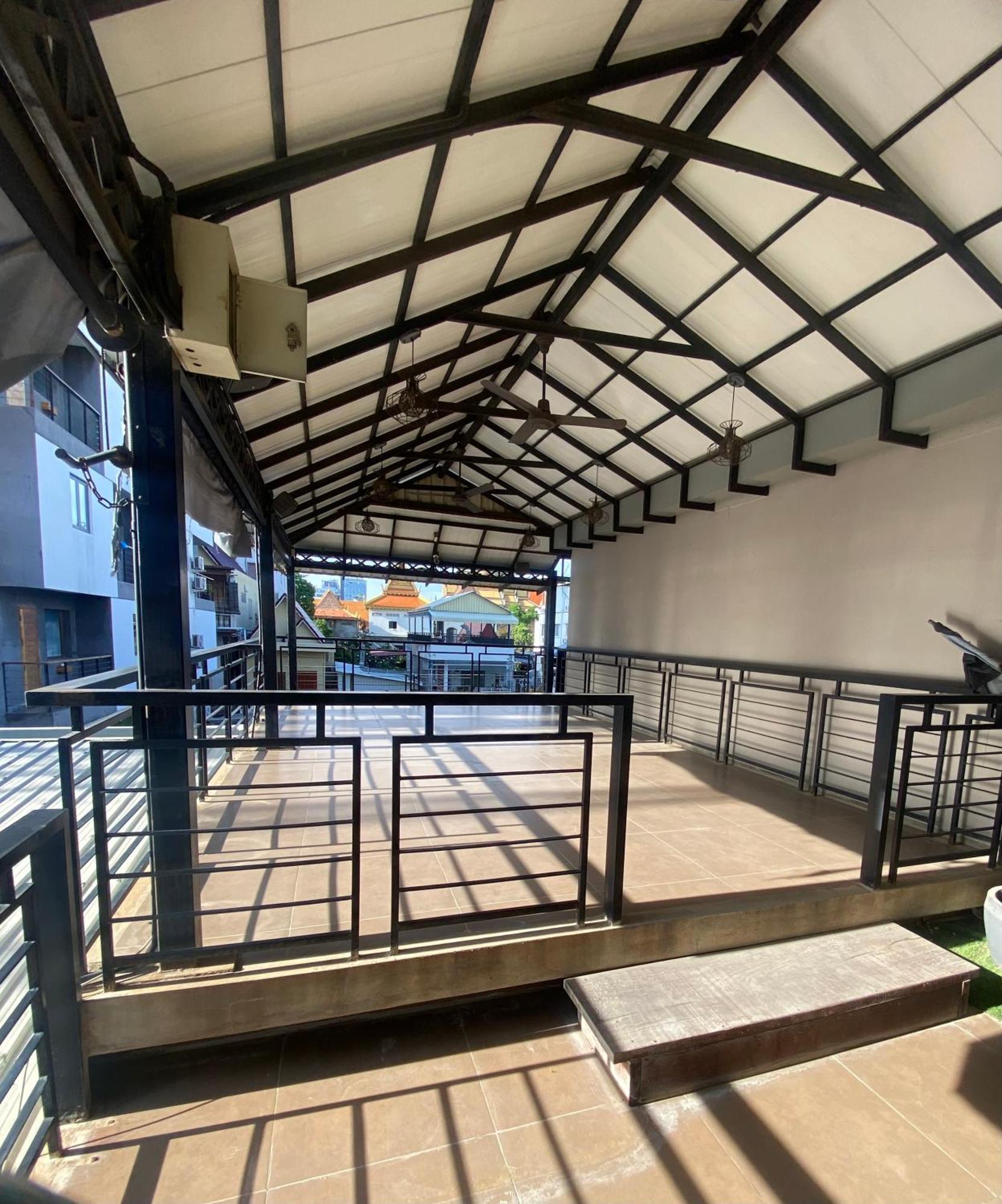 Hostel Fuji Пномпень Экстерьер фото