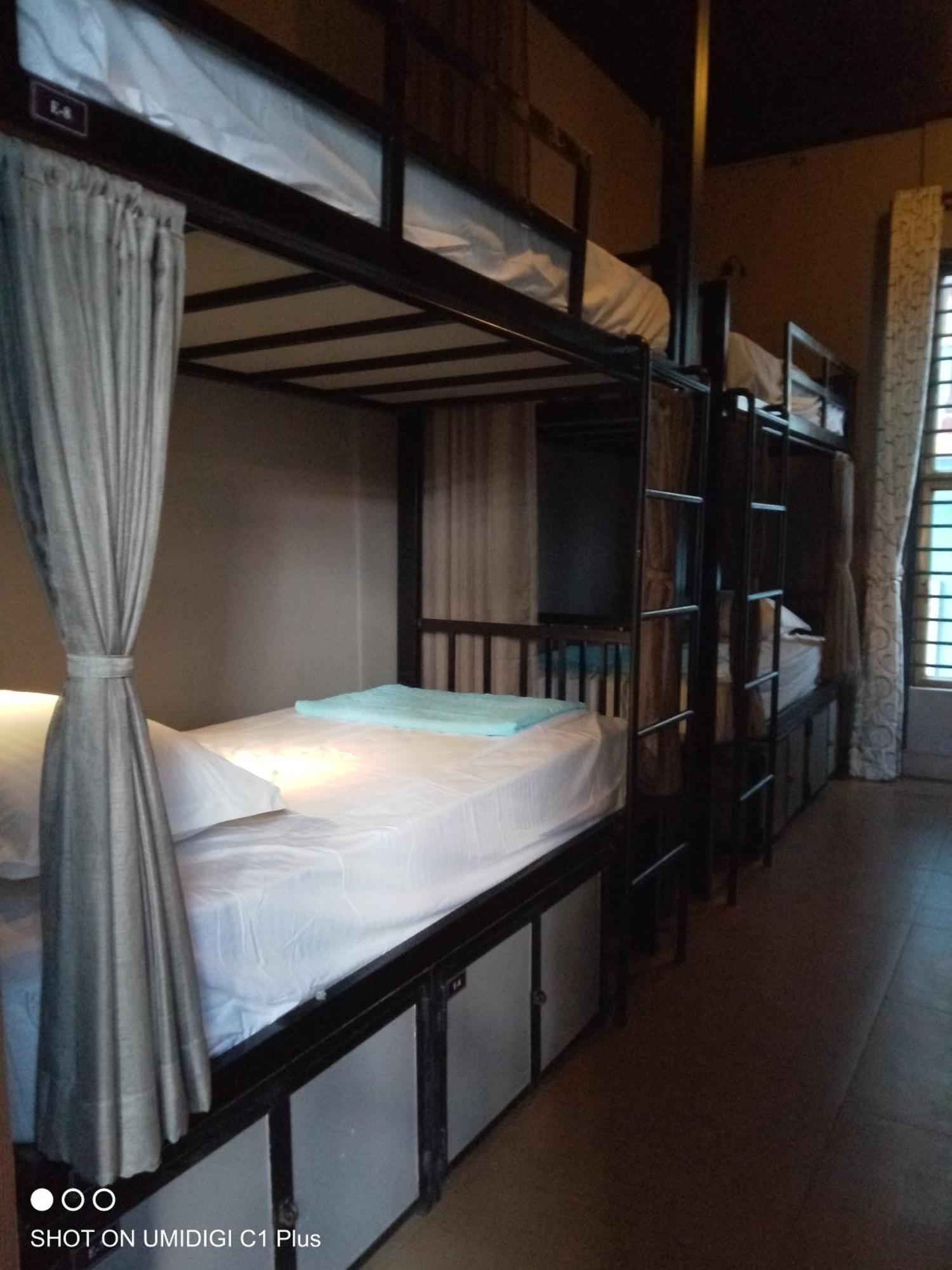 Hostel Fuji Пномпень Экстерьер фото